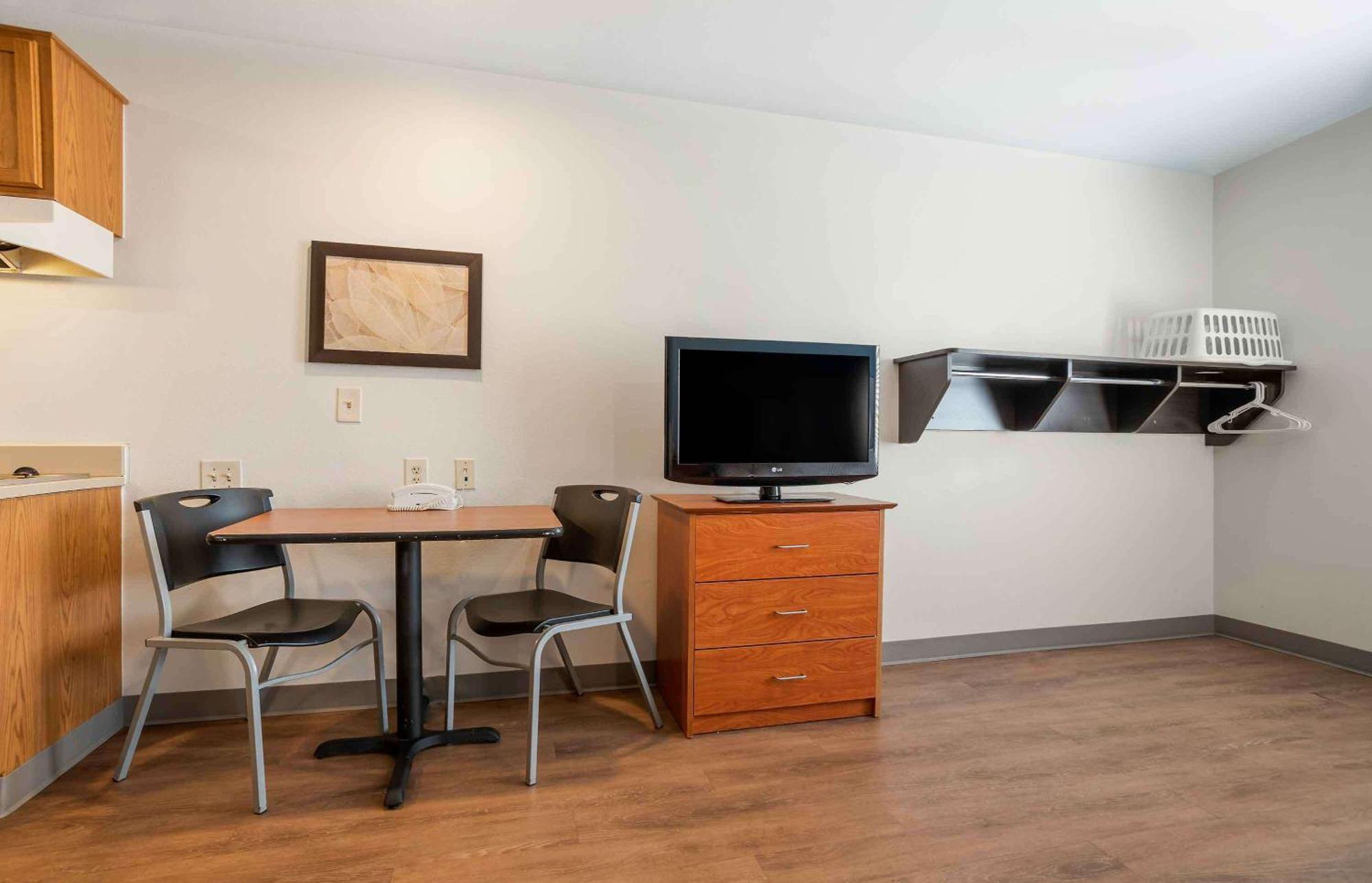 Extended Stay America Select Suites - Melbourne - West メルボルン エクステリア 写真