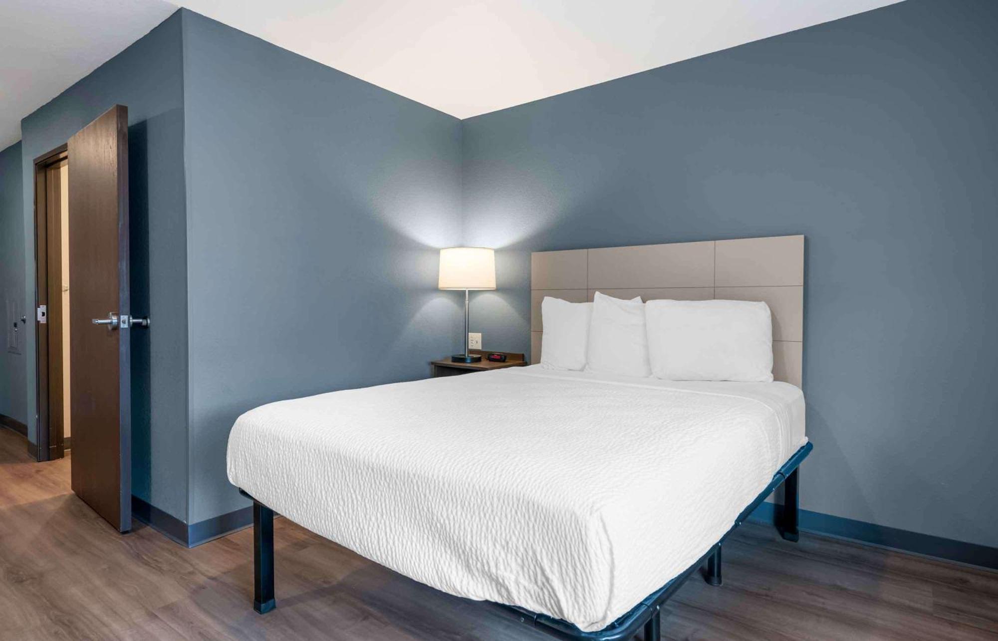 Extended Stay America Select Suites - Melbourne - West メルボルン エクステリア 写真