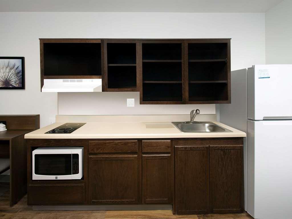 Extended Stay America Select Suites - Melbourne - West メルボルン 部屋 写真